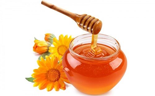 Mật ong nguyên chất giúp trị nám tàn nhang hiệu quả